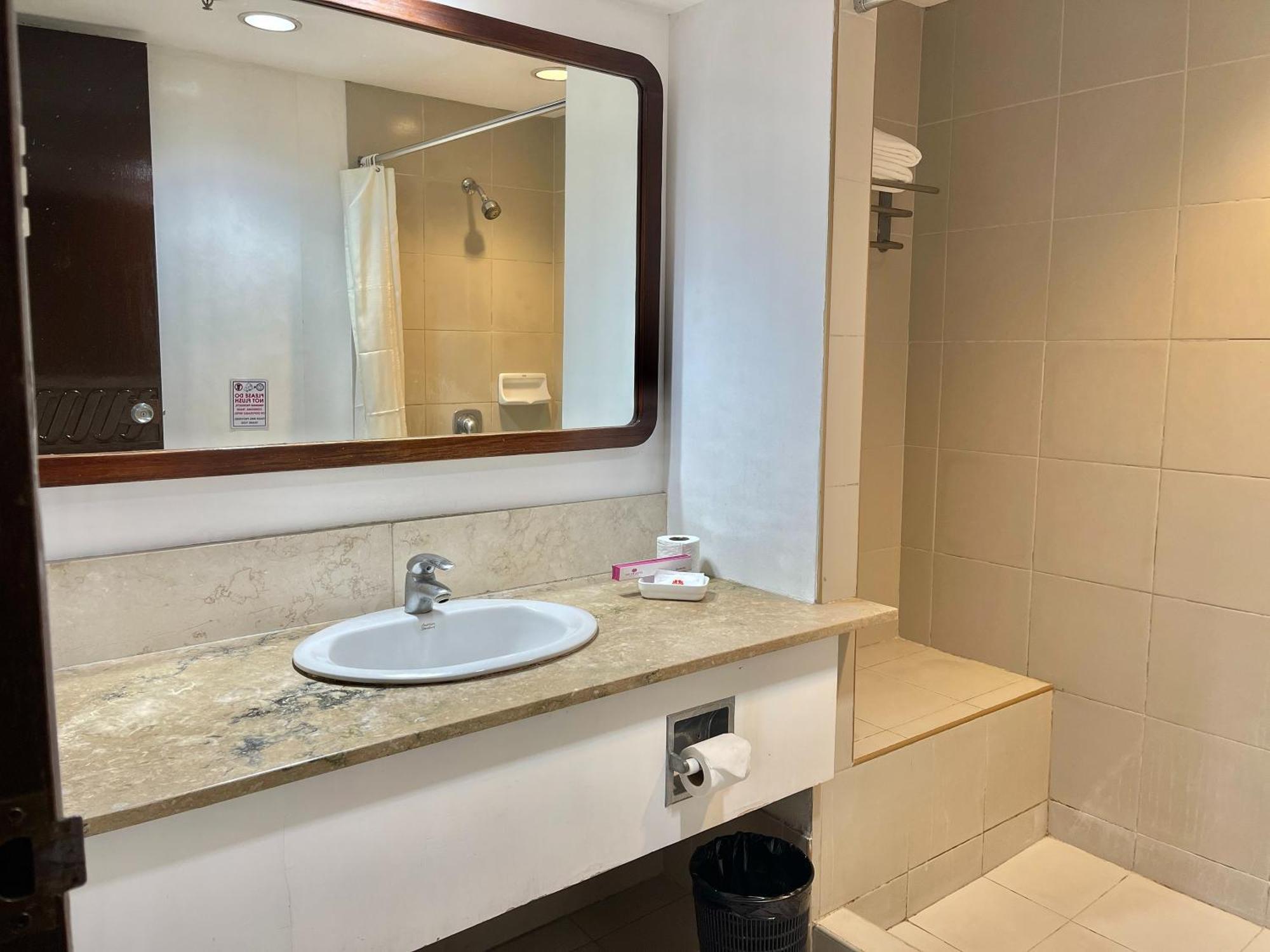 The Vip Hotel Cagayan de Oro Dış mekan fotoğraf